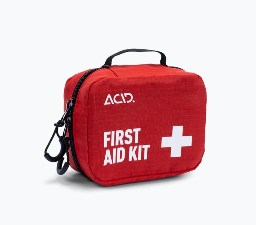 Erste-Hilfe-Tasche mit Sofort-Kältekompressen, Rettungsdecke und  Pflastersortiment - 103-teilig gefüllt - Set - Zuhause & Outdoor (2 Stück)  : : Drogerie & Körperpflege