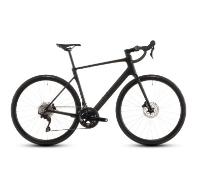 Cube Attain C:62 Race blackline 2026