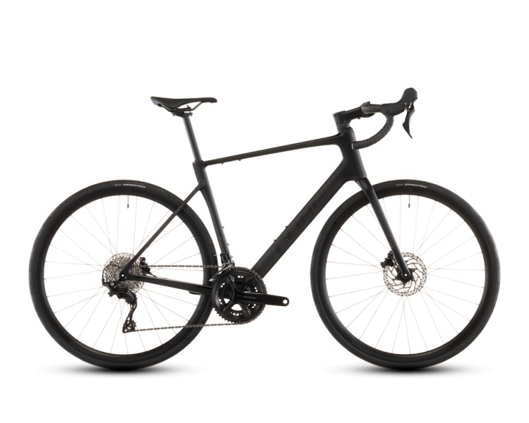 Cube Attain C:62 Race blackline 2026