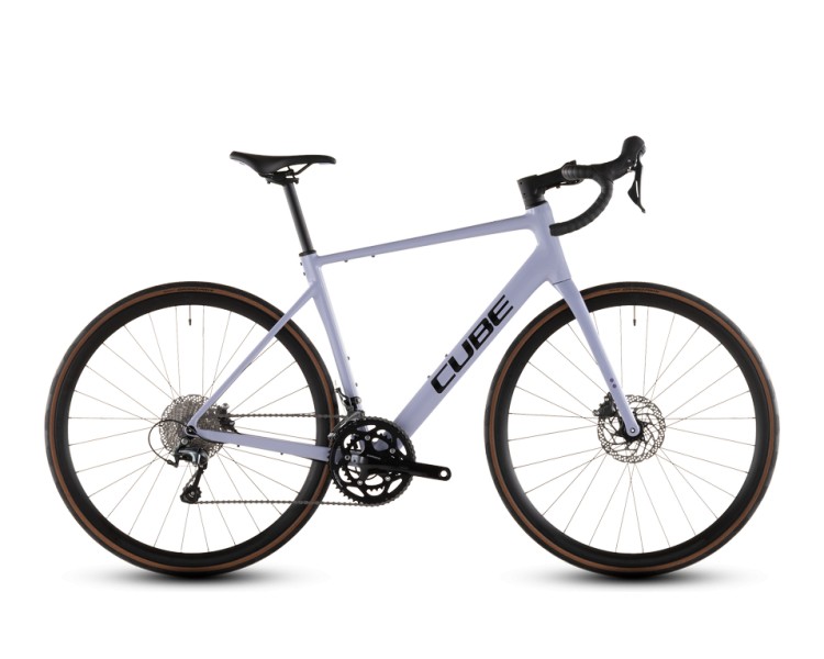 Cube Attain Race cyclamen´n´black 2026
